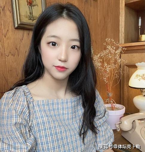 韩国女主播转头镜子,韩国女主播的惊艳瞬间